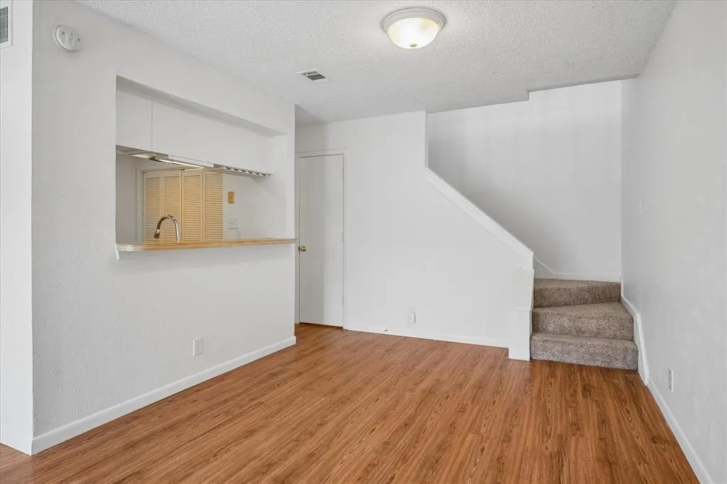 5200 Martel Avenue #6G