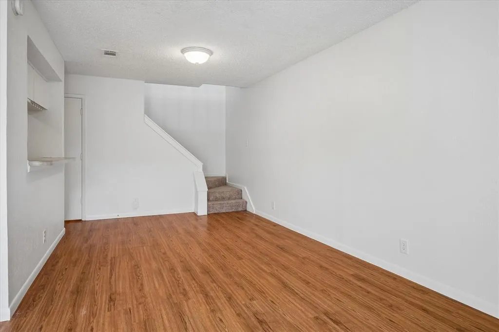 5200 Martel Avenue #6G
