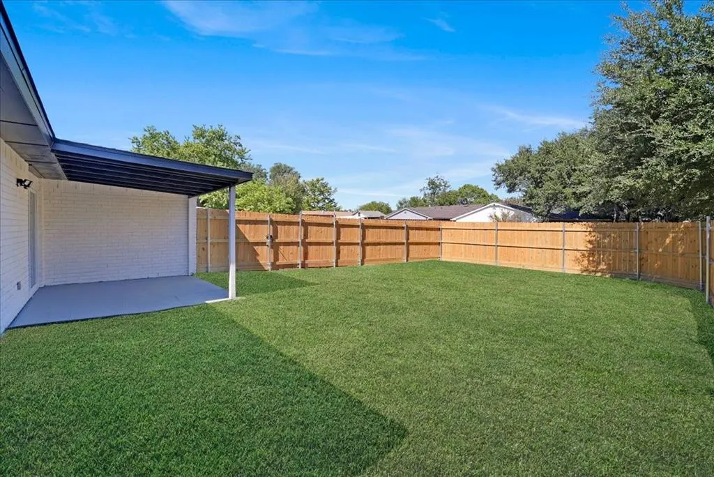 11615 Featherbrook Drive