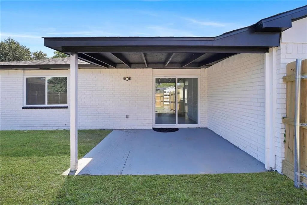 11615 Featherbrook Drive