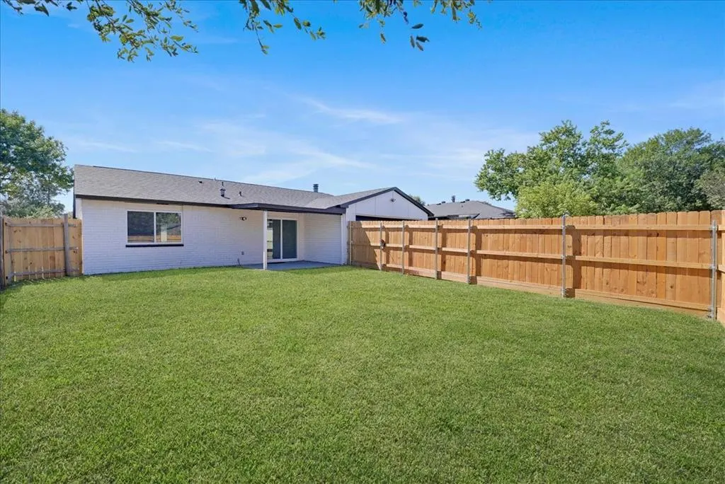 11615 Featherbrook Drive
