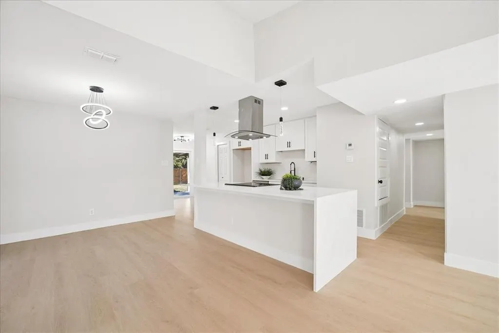 11615 Featherbrook Drive