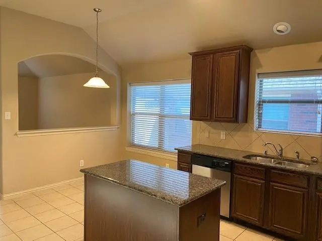 2424 Gold Rush Drive