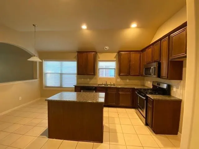 2424 Gold Rush Drive
