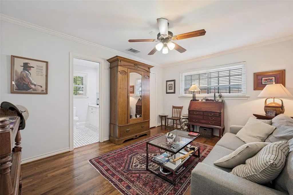 4521 Nashwood Lane
