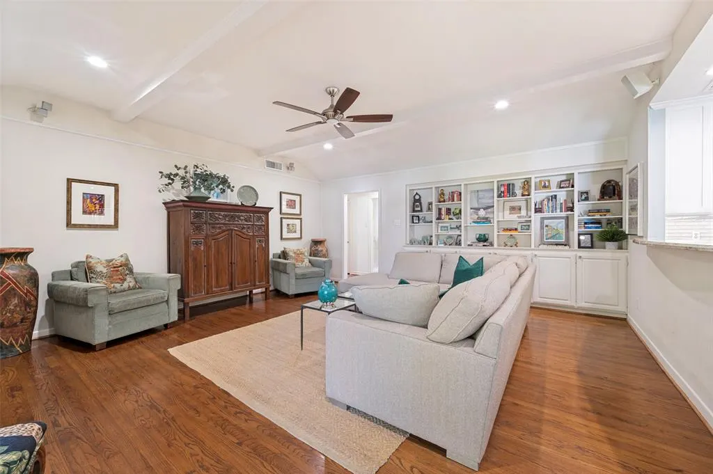 4521 Nashwood Lane