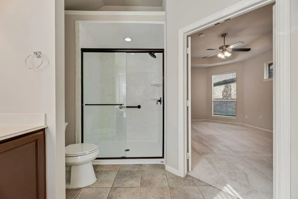 5544 Hidden Creek Lane