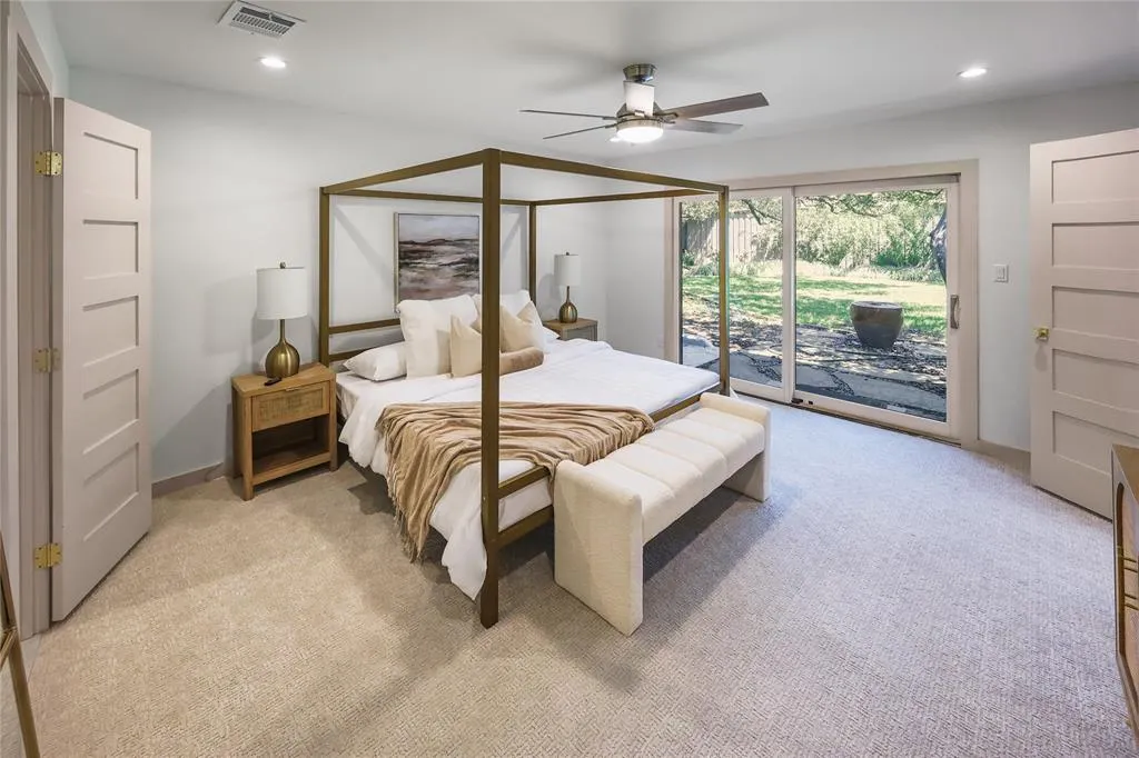 7117 Mimosa Lane