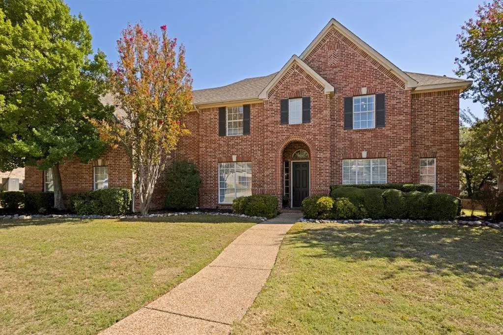 1729 Watersedge Drive