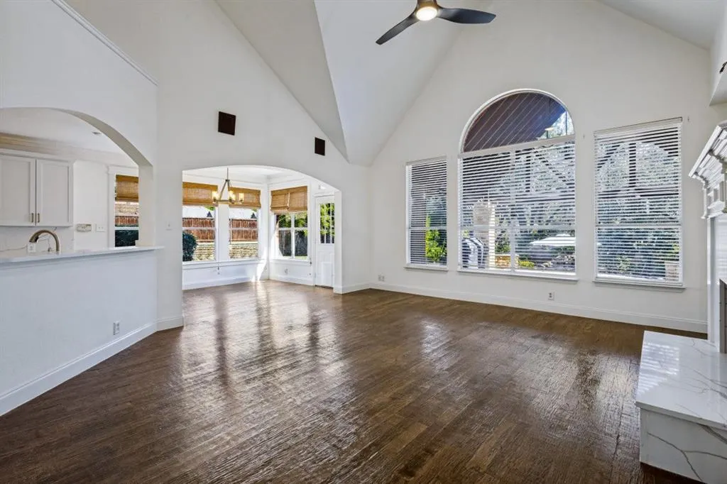 1729 Watersedge Drive