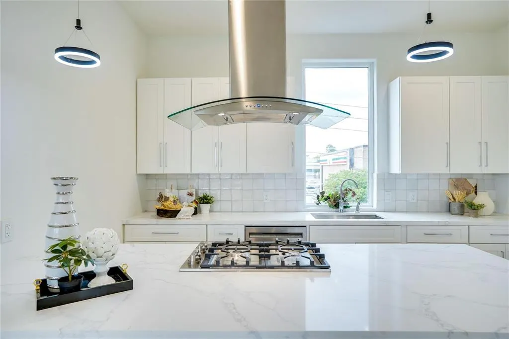 1612 Bennett Avenue #105