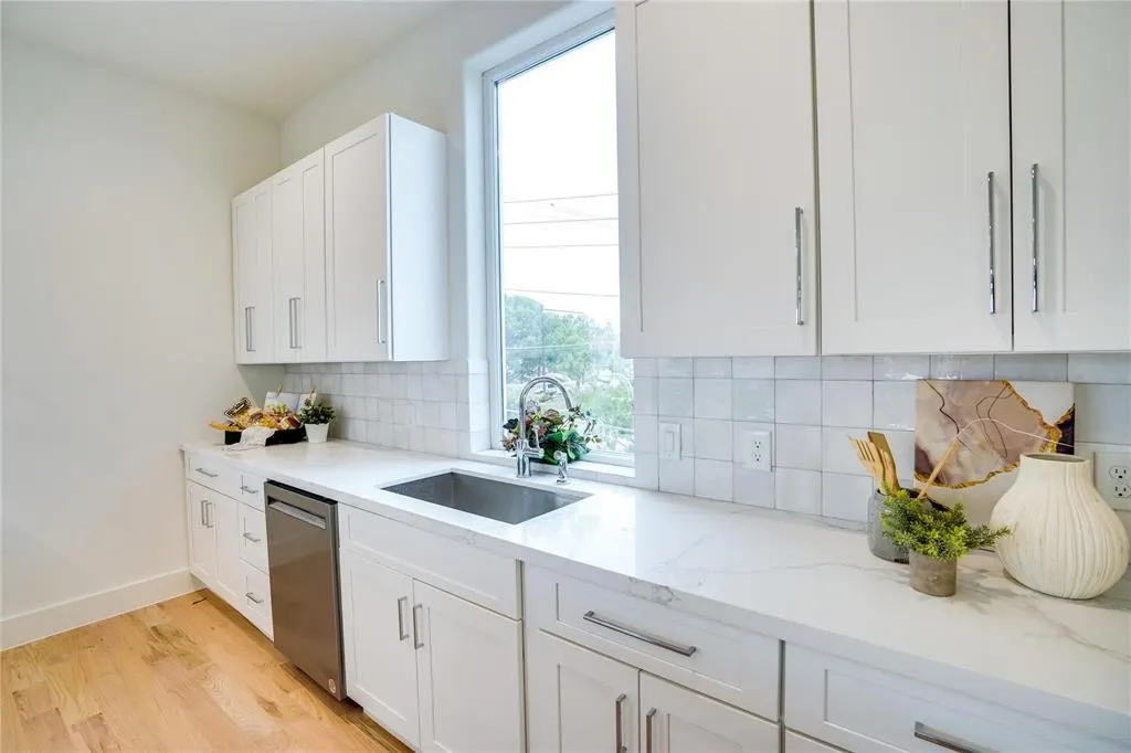 1612 Bennett Avenue #105