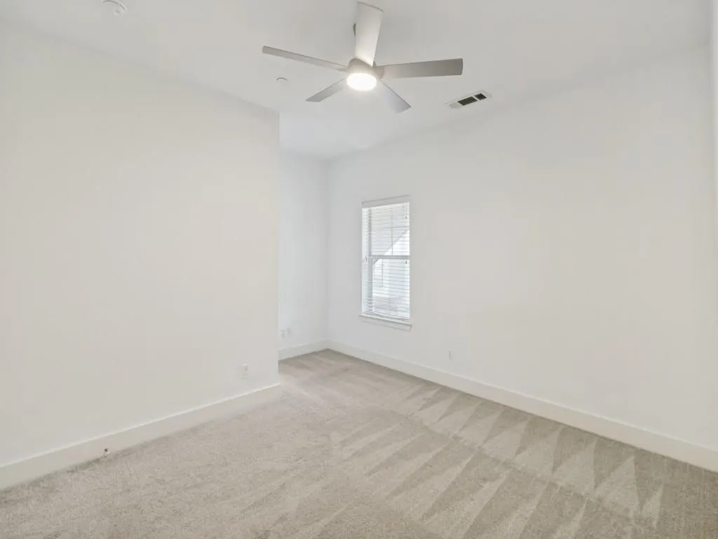5743 Prospect Avenue #102