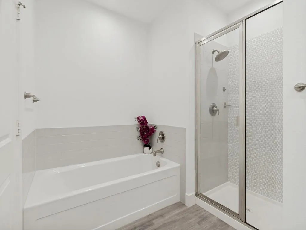 5743 Prospect Avenue #102