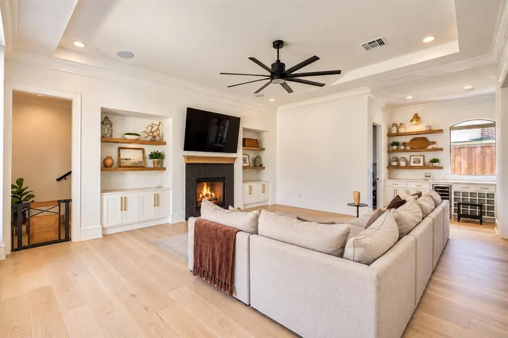 1255 Timber Lane