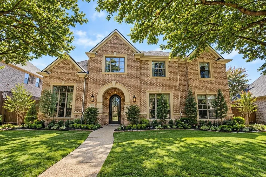 1255 Timber Lane