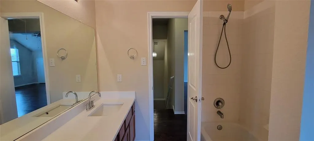 9509 Crooked Cat Drive