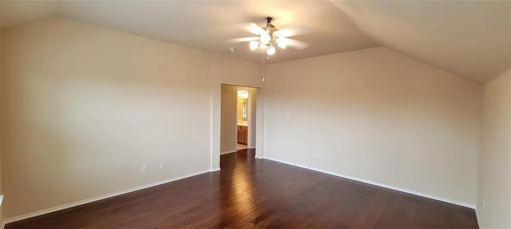 9509 Crooked Cat Drive