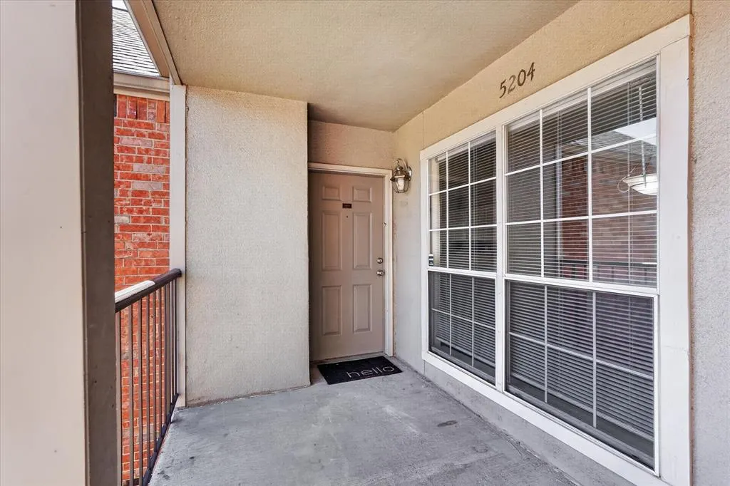 12660 Hillcrest Road #5204