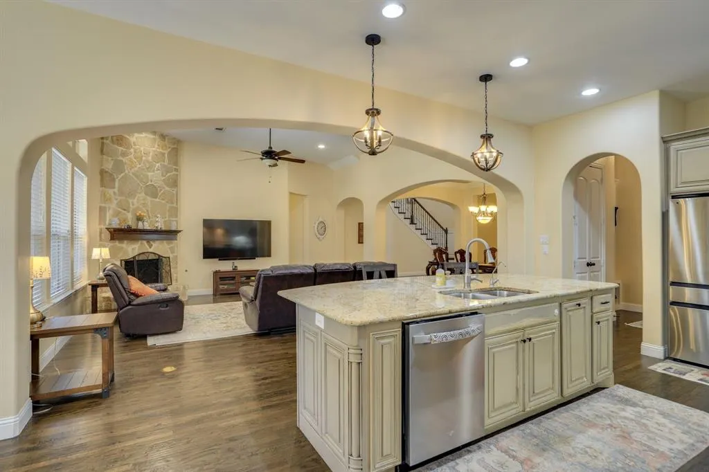 1604 Woodrose Court