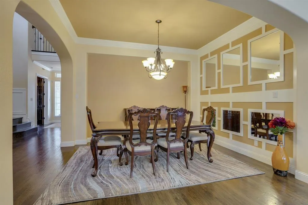 1604 Woodrose Court