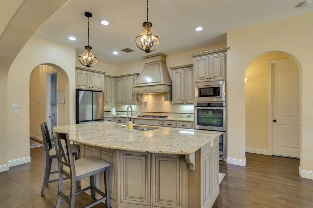 1604 Woodrose Court