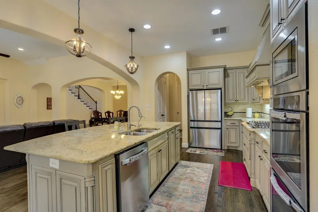 1604 Woodrose Court