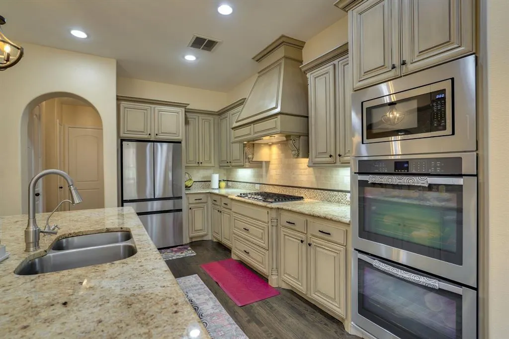 1604 Woodrose Court