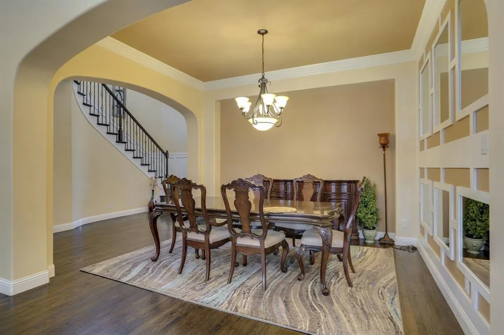 1604 Woodrose Court