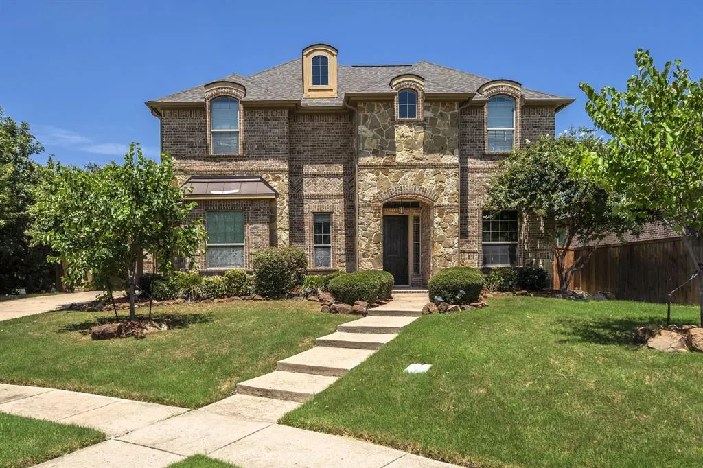 1604 Woodrose Court