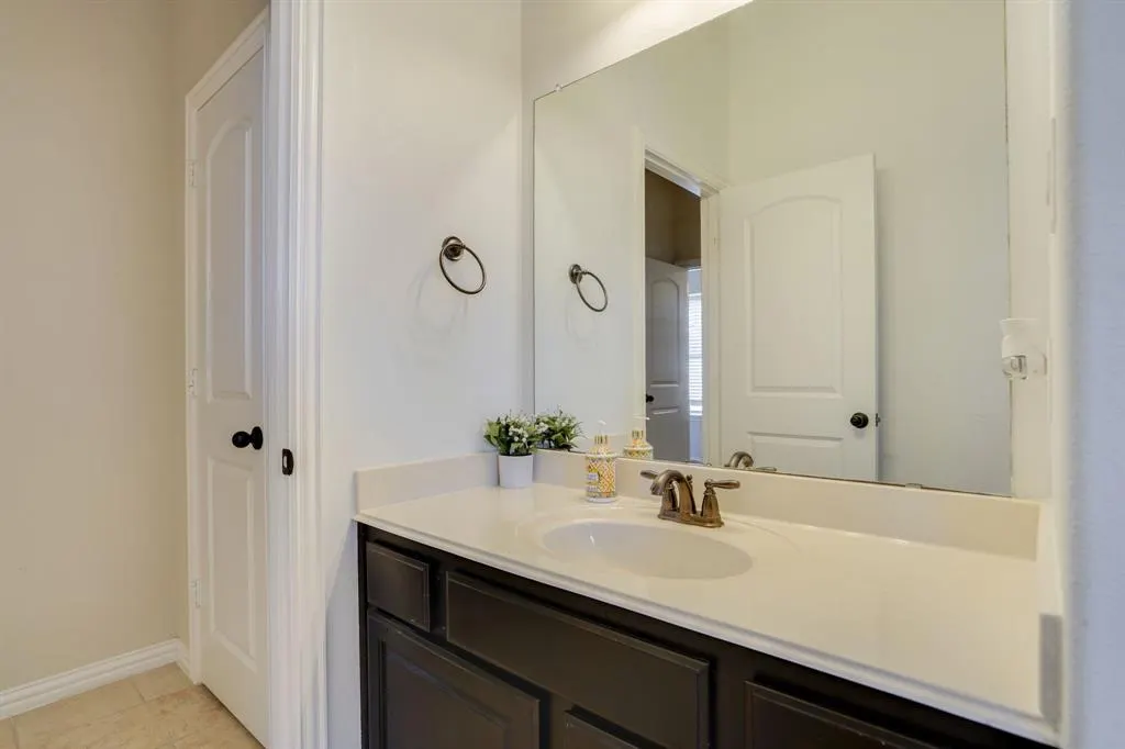 1604 Woodrose Court