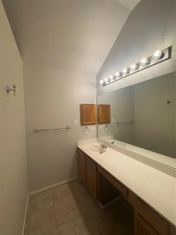 2211 Brookview Drive