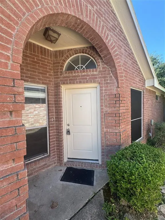 2211 Brookview Drive