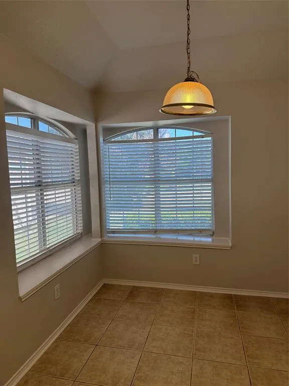 2211 Brookview Drive