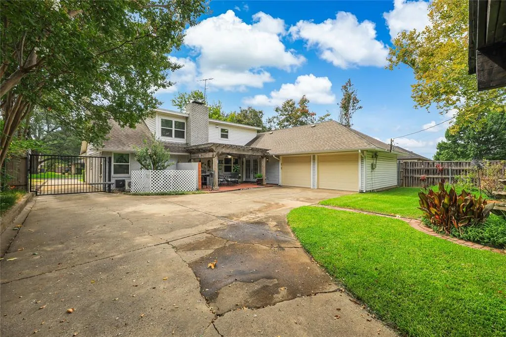 614 Winchester Drive