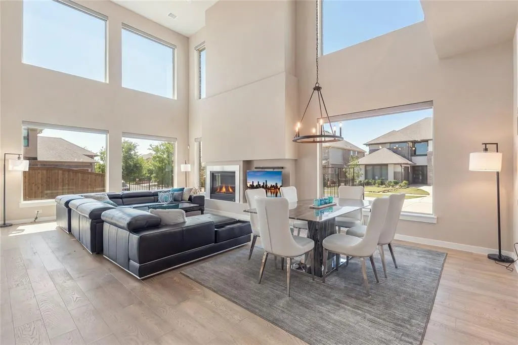 609 Lismore Drive
