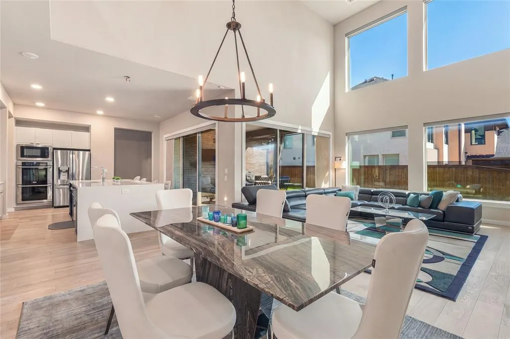 609 Lismore Drive