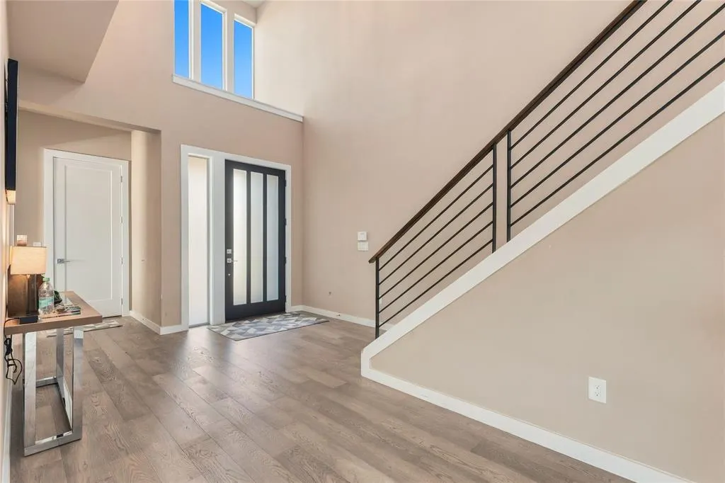 609 Lismore Drive