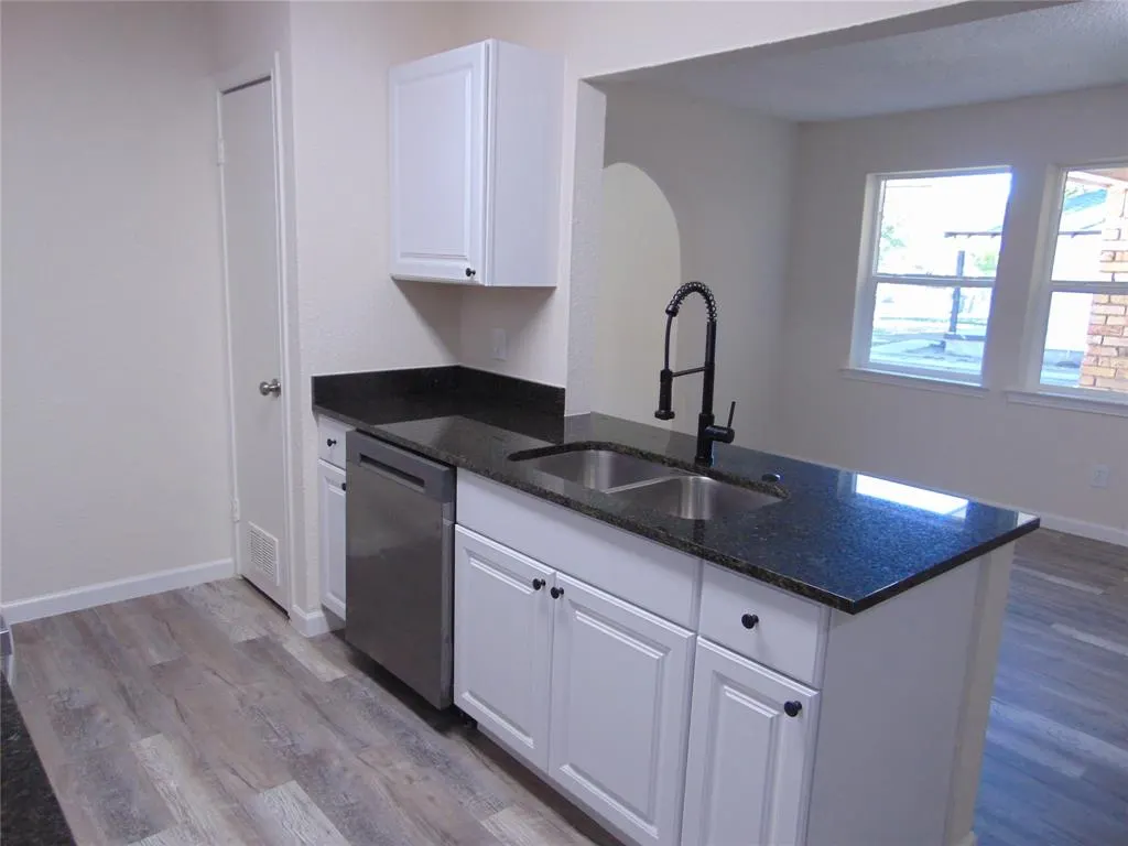 1741 Oak Hill Circle