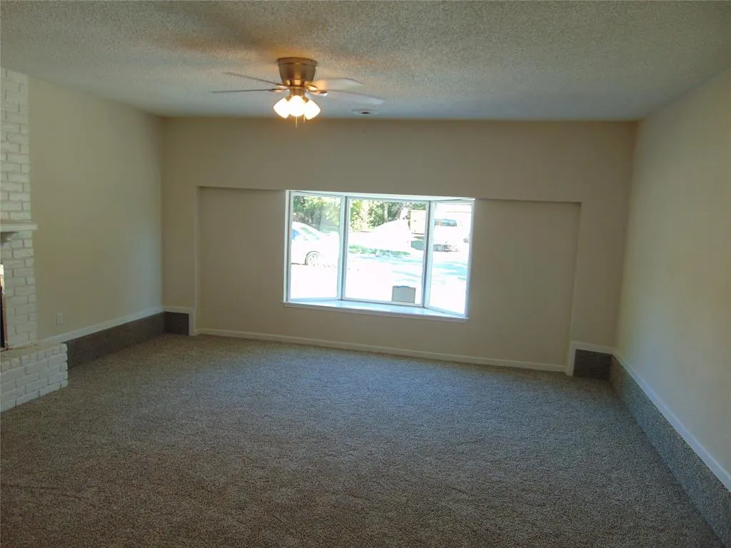 1741 Oak Hill Circle