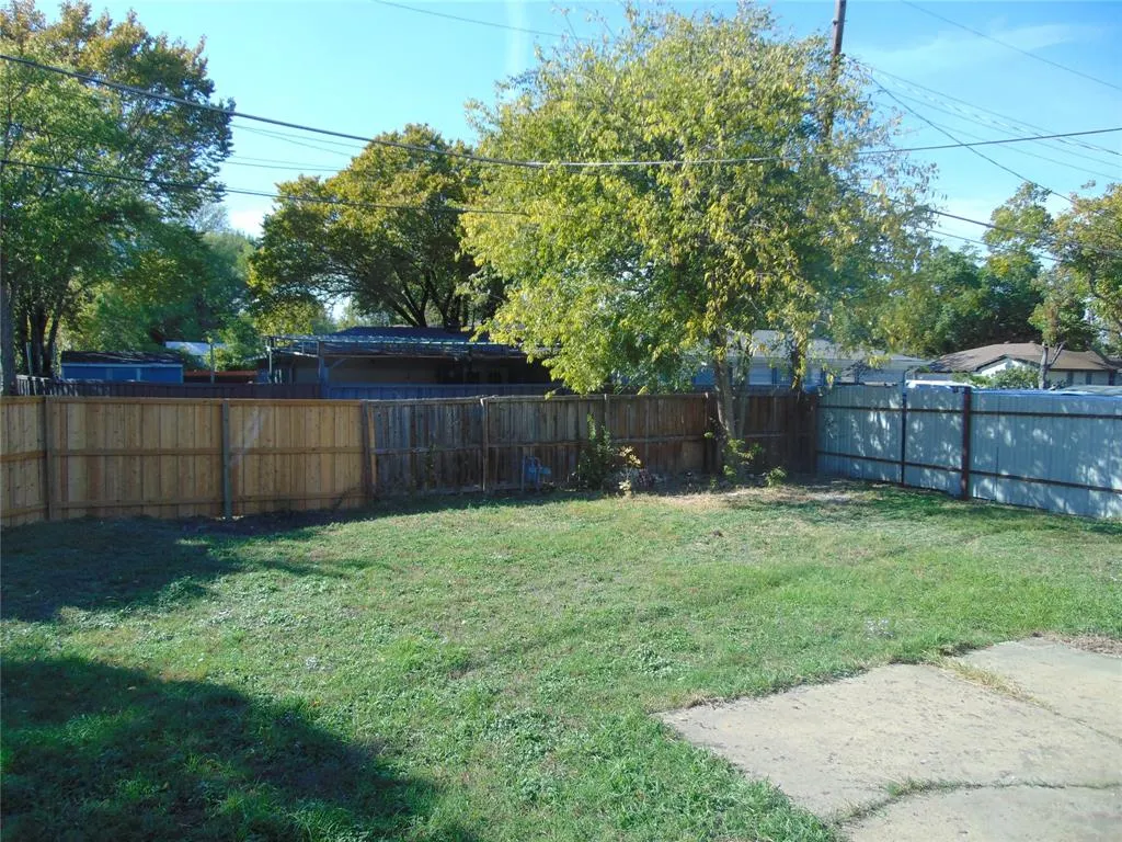 1741 Oak Hill Circle