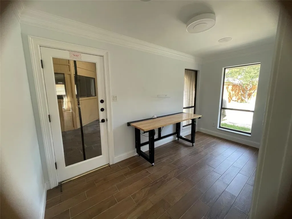 12112 Cross Creek Drive