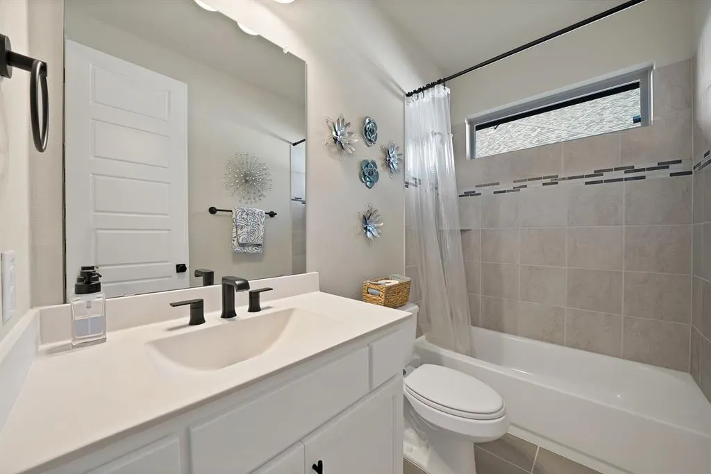 4612 Rocky Ridge Trail