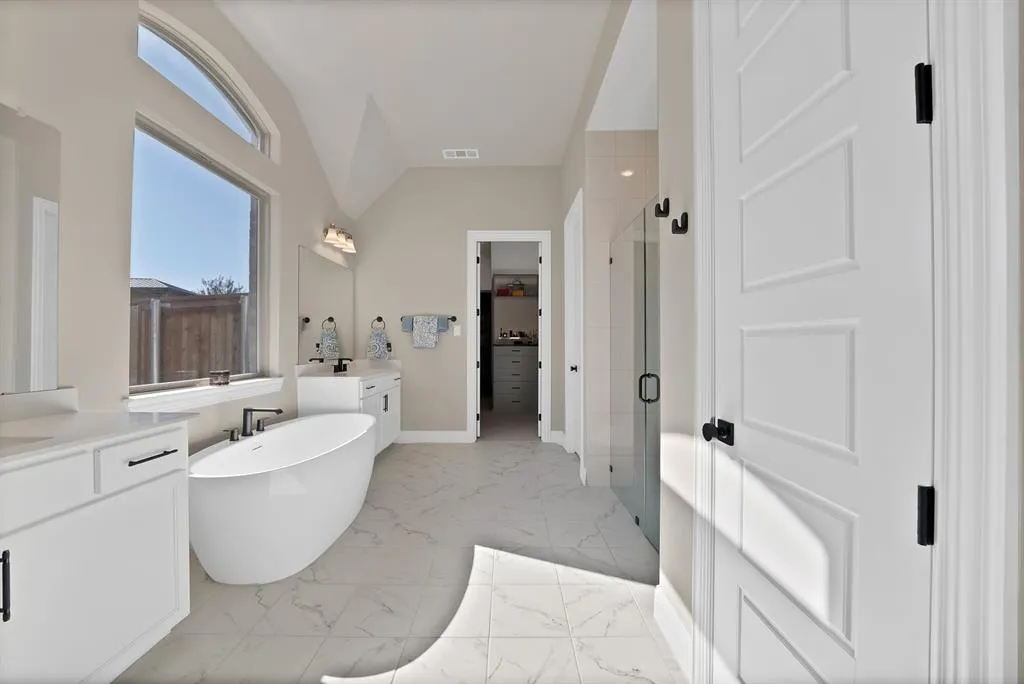 4612 Rocky Ridge Trail