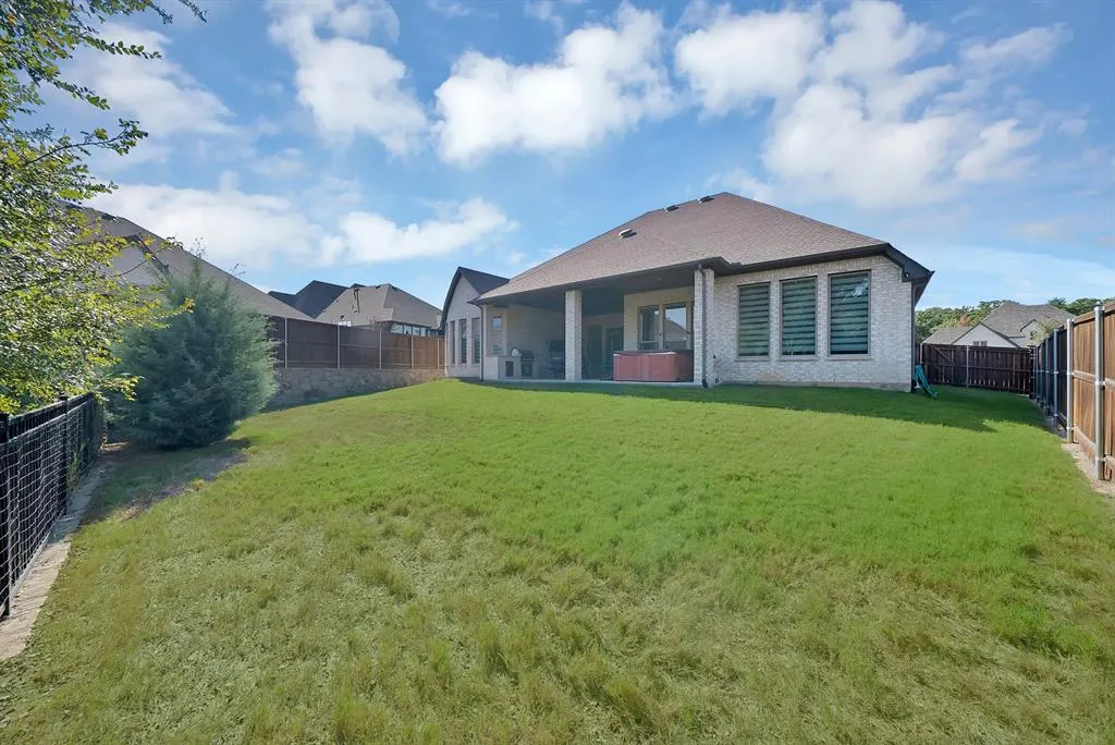 4612 Rocky Ridge Trail