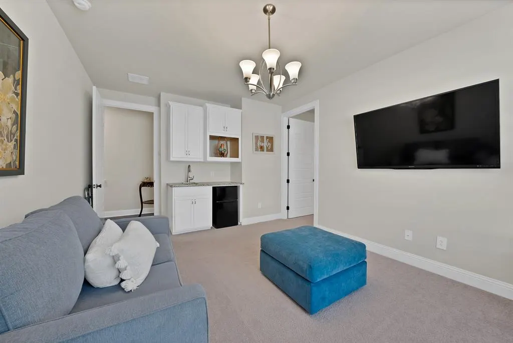 4612 Rocky Ridge Trail