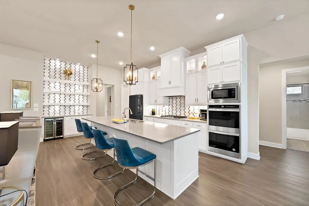 4612 Rocky Ridge Trail