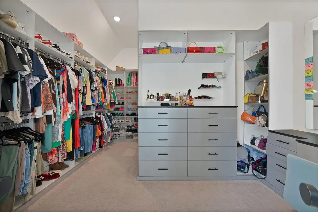 4612 Rocky Ridge Trail