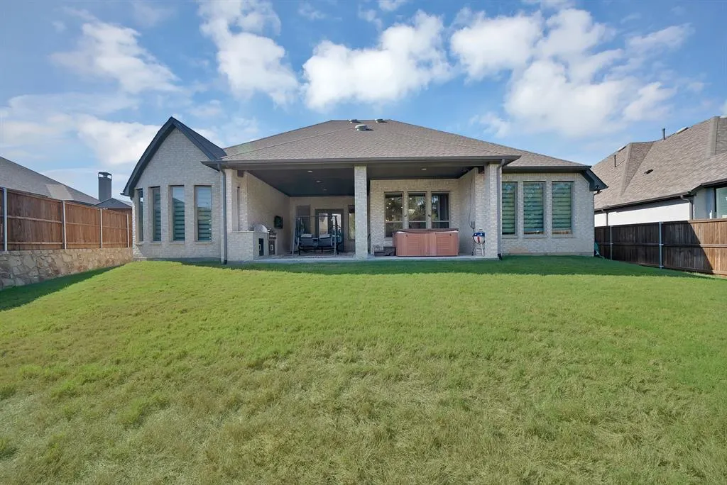 4612 Rocky Ridge Trail
