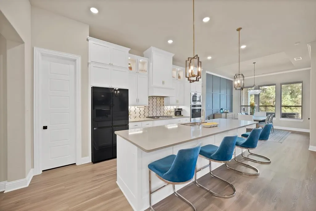 4612 Rocky Ridge Trail
